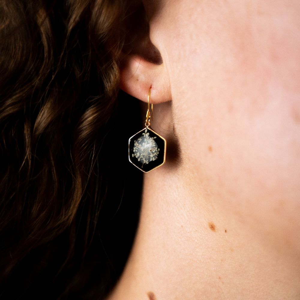 Resin earrings with preserved South African lace flowers, Cape Town jewellery — RHYN