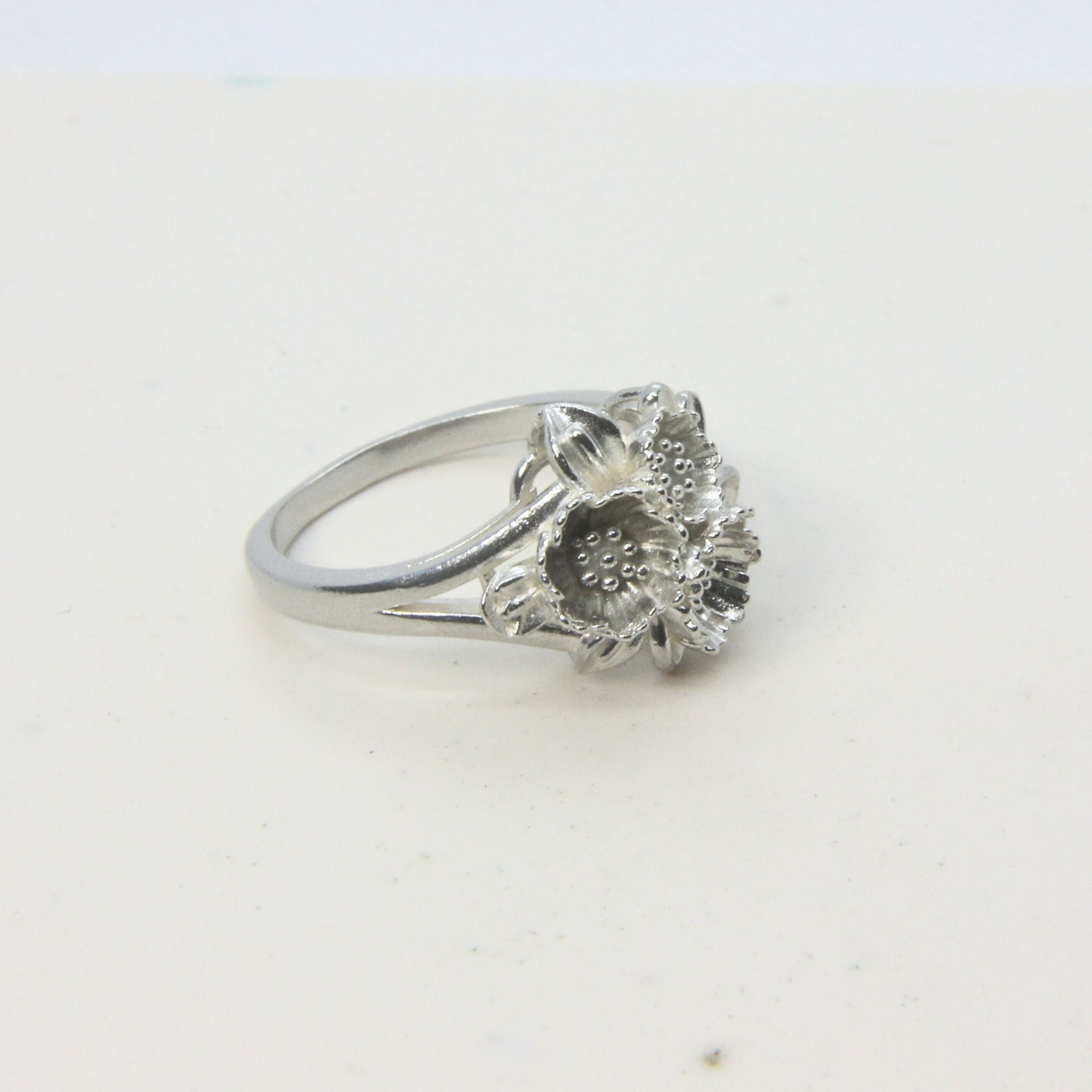 Sterling silver ring with flower bouquet, handmade in Cape Town — RHYN