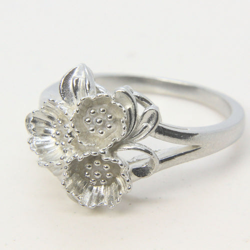 Sterling silver ring with flower bouquet, handmade in Cape Town — RHYN