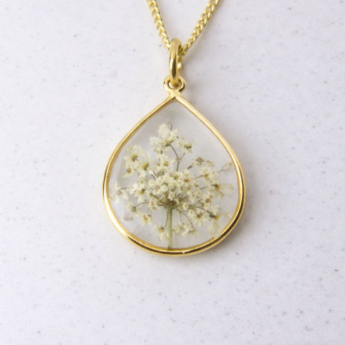 Resin necklace with preserved South African lace flower, Cape Town jewellery — RHYN