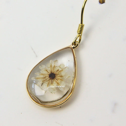 Resin earrings with preserved South African fynbos, Cape Town jewellery — RHYN