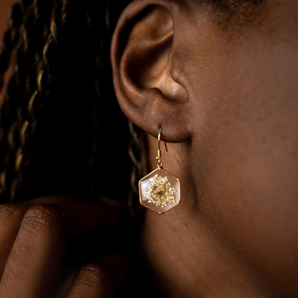 Resin earrings with preserved South African lace flowers, Cape Town jewellery — RHYN