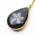 Resin earrings with preserved South African wild daisies, Cape Town jewellery — RHYN