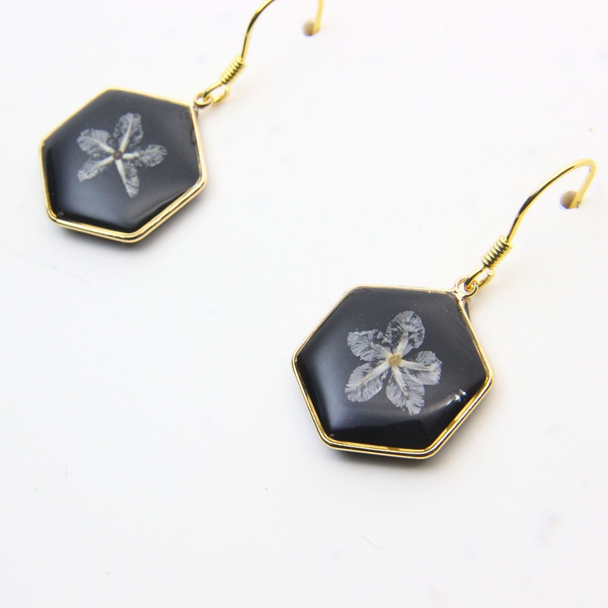 Resin earrings with preserved South African fynbos, Cape Town jewellery — RHYN
