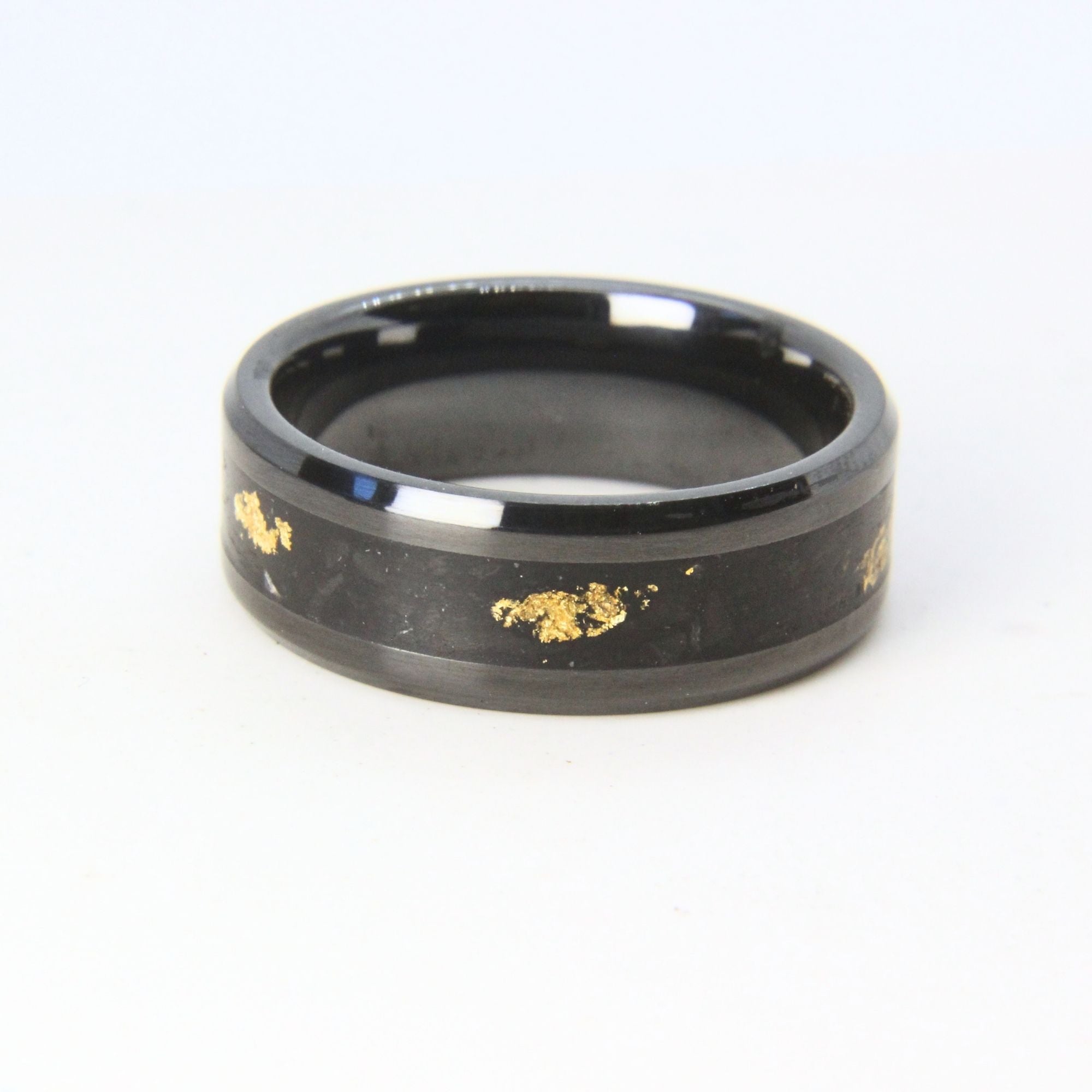 Zirconium ring with Agate and 24K gold flakes inlay, made in Cape Town — RHYN